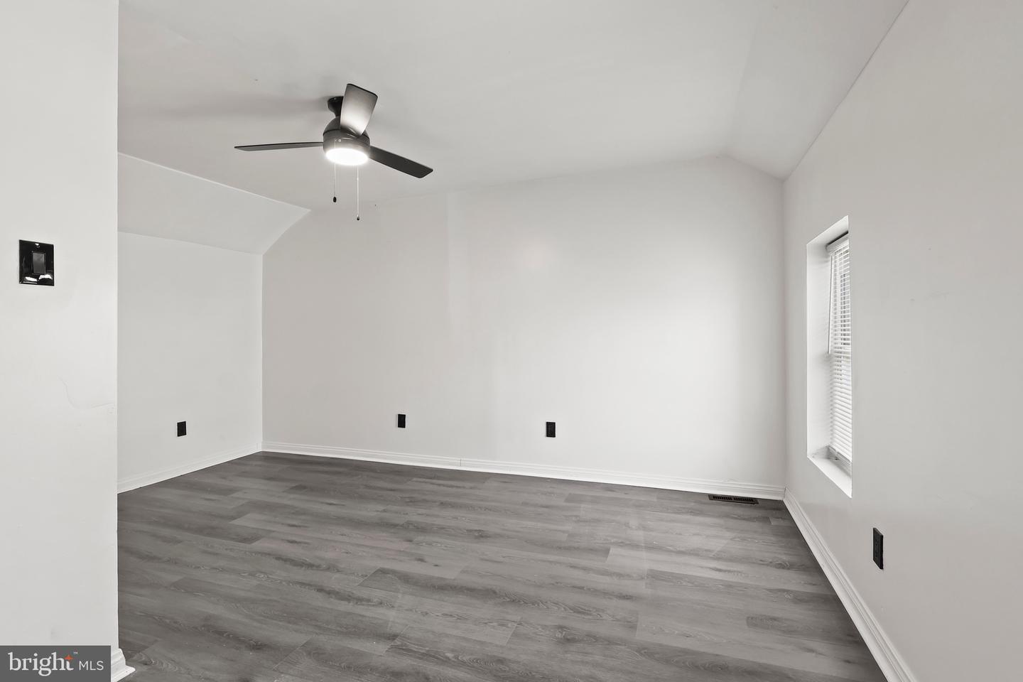 1738 Margaret Property Photo 12