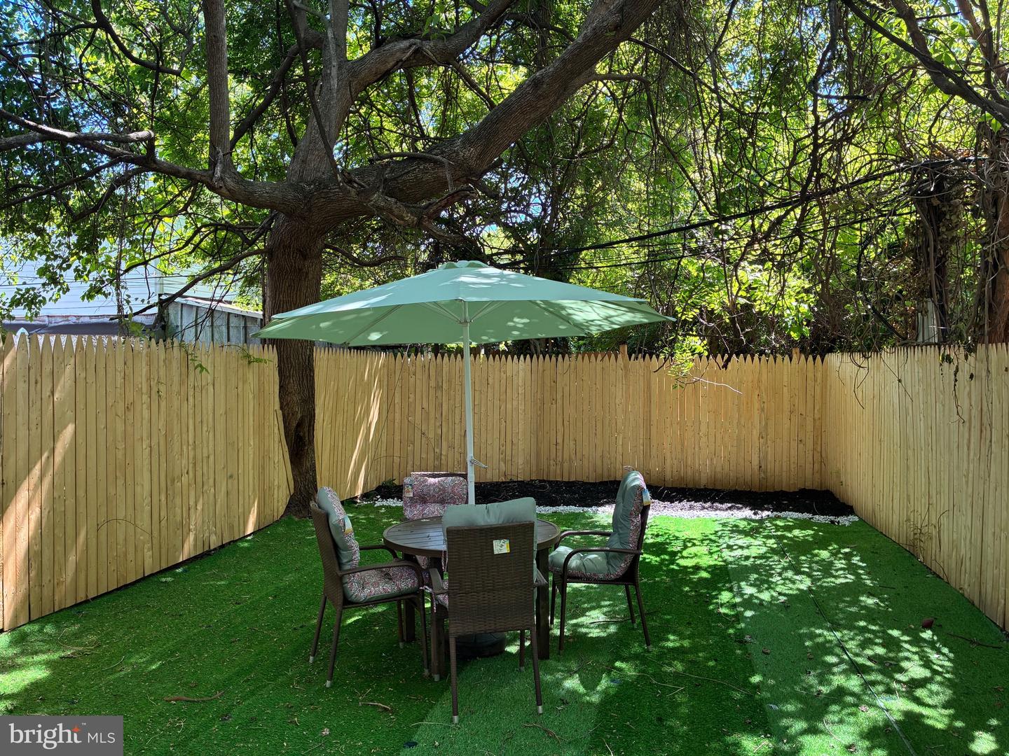1738 Margaret Property Photo 19