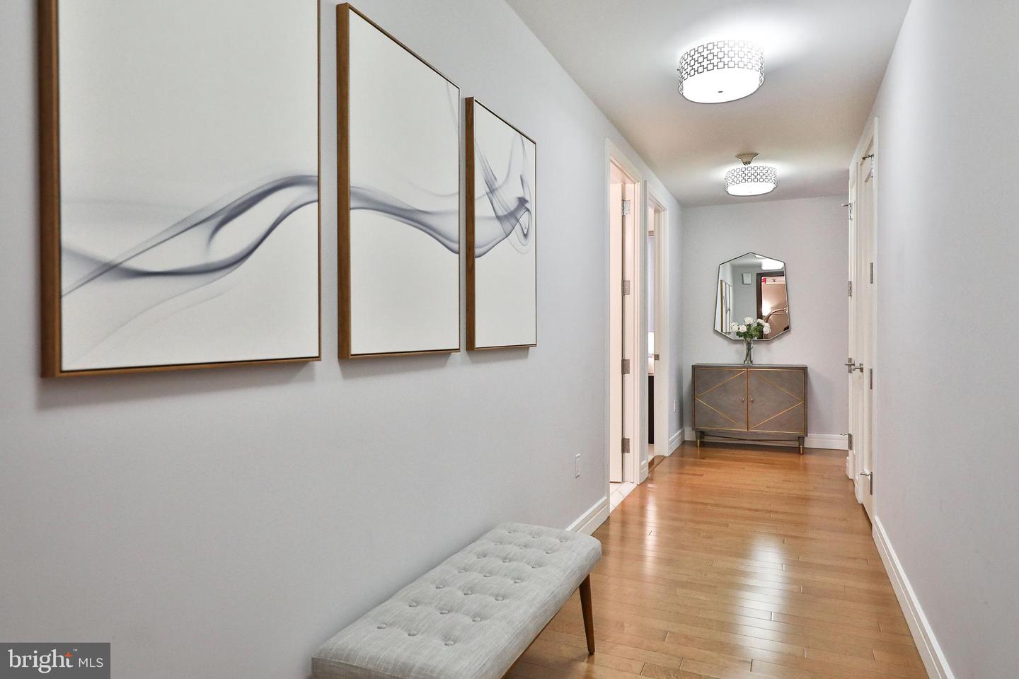 1414-00 S Penn Sq #11h Property Photo 2