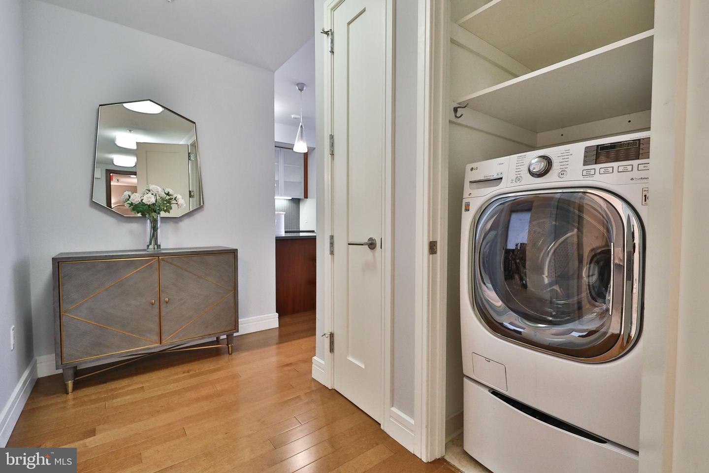 1414-00 S Penn Sq #11h Property Photo 21