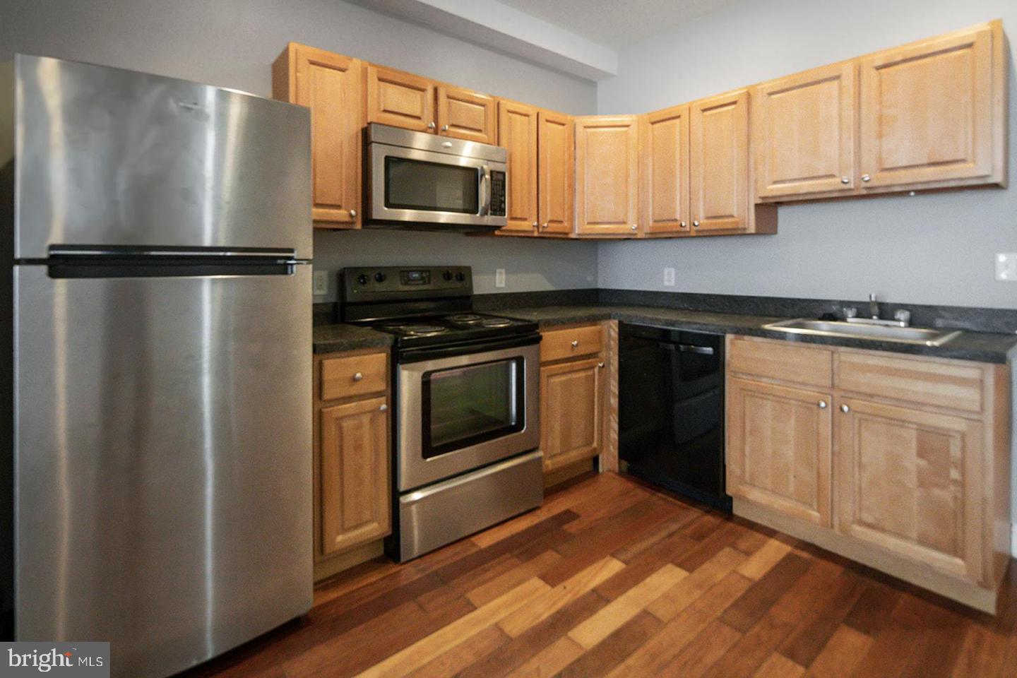1940 N Gratz St #1 Property Photo 8