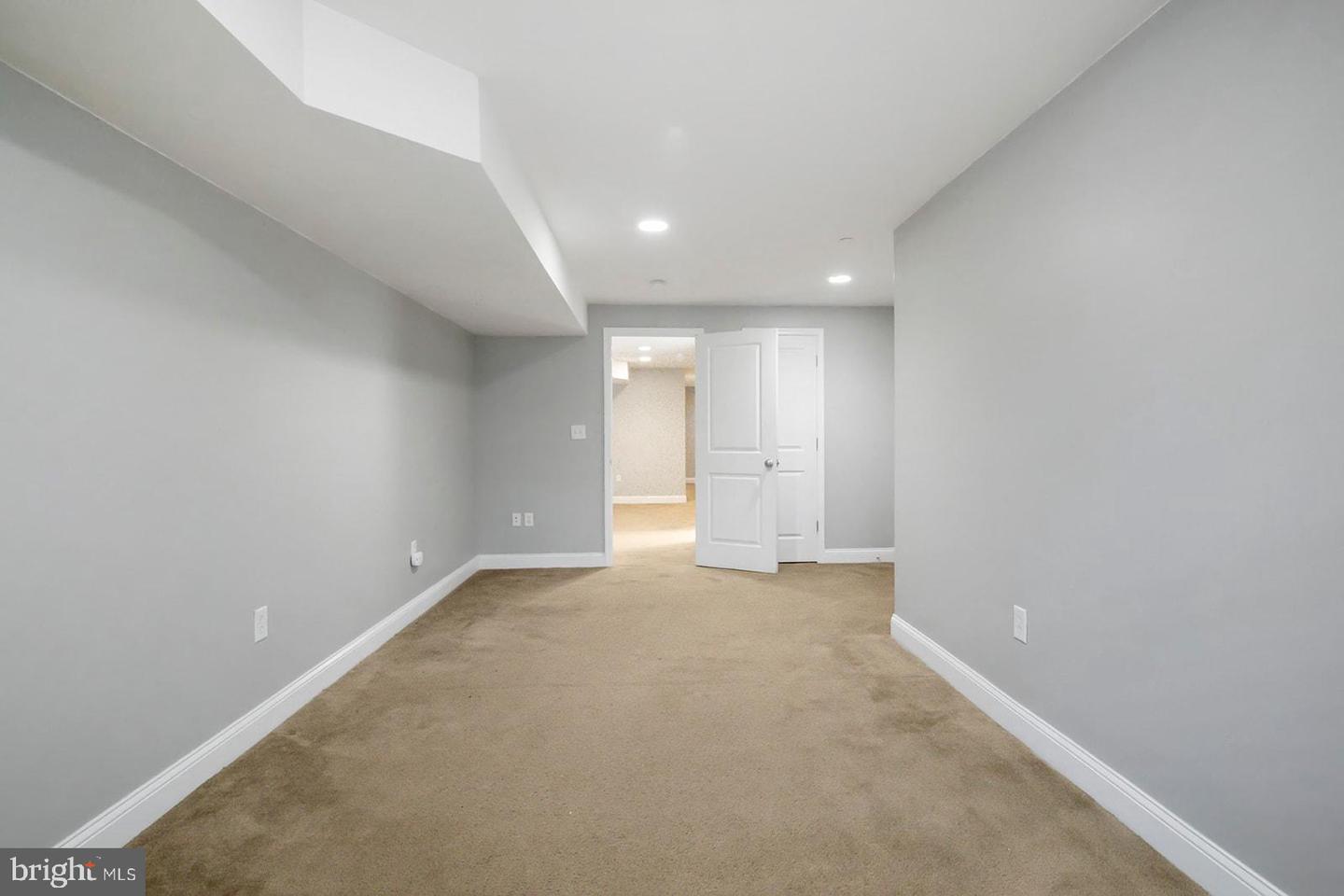 1940 N Gratz St #1 Property Photo 17