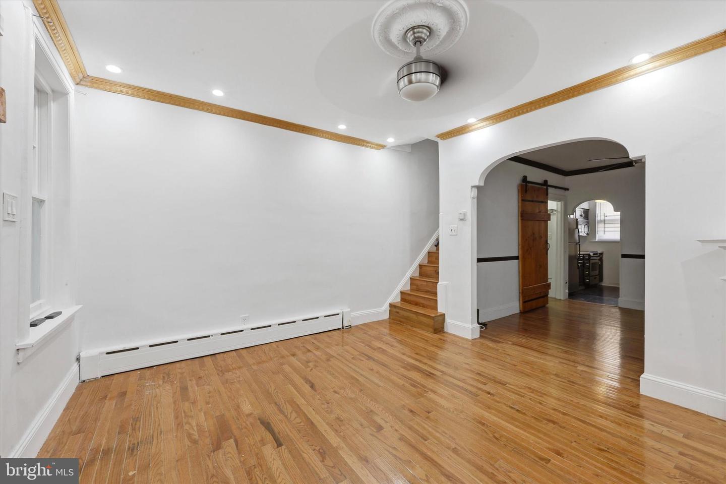 2312 S Bonsall St Property Photo 3