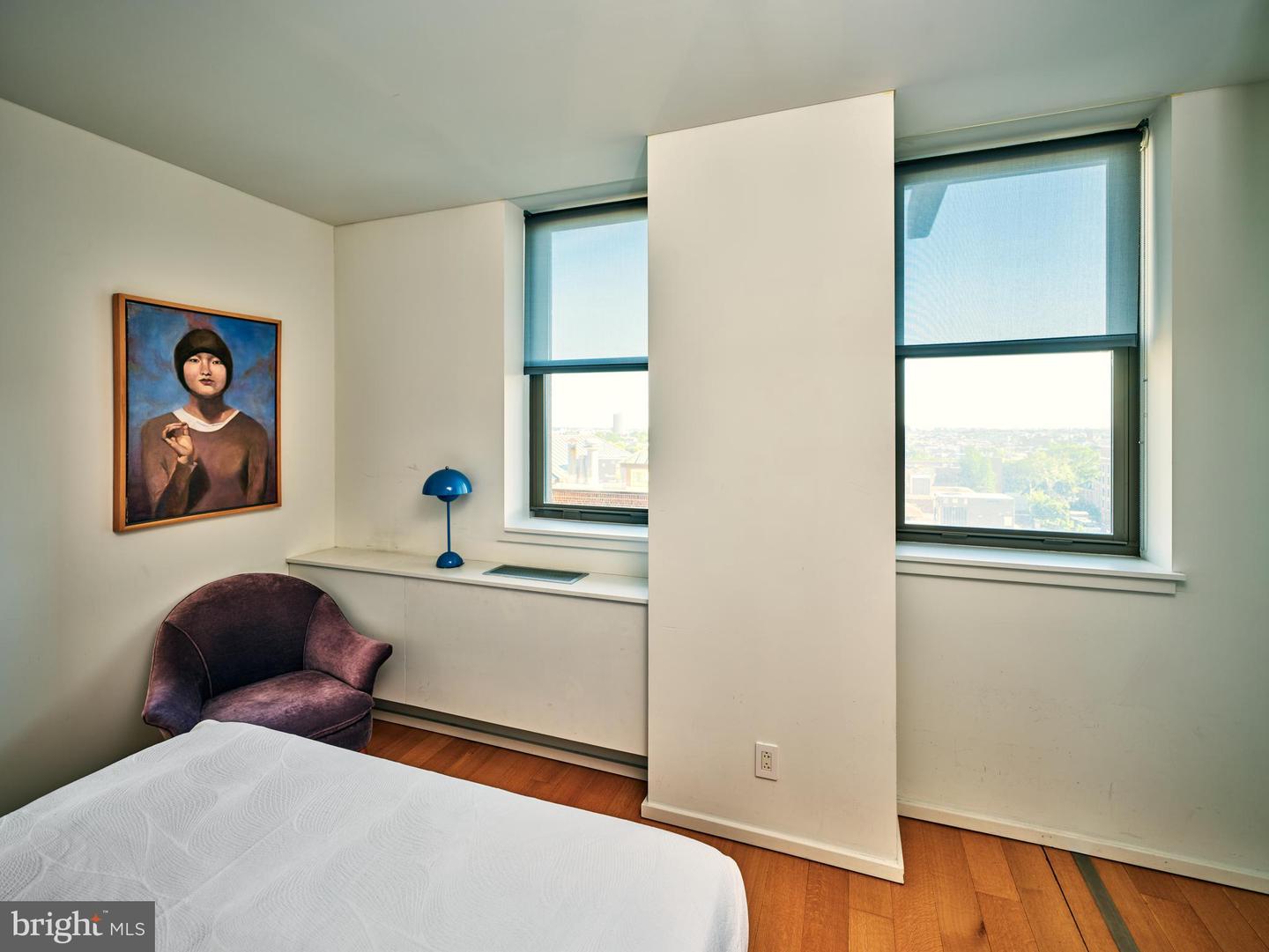 210 W Washington Sq #8sw Property Photo 33