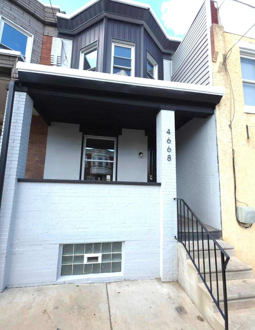4668 JAMES ST Property Photo 1