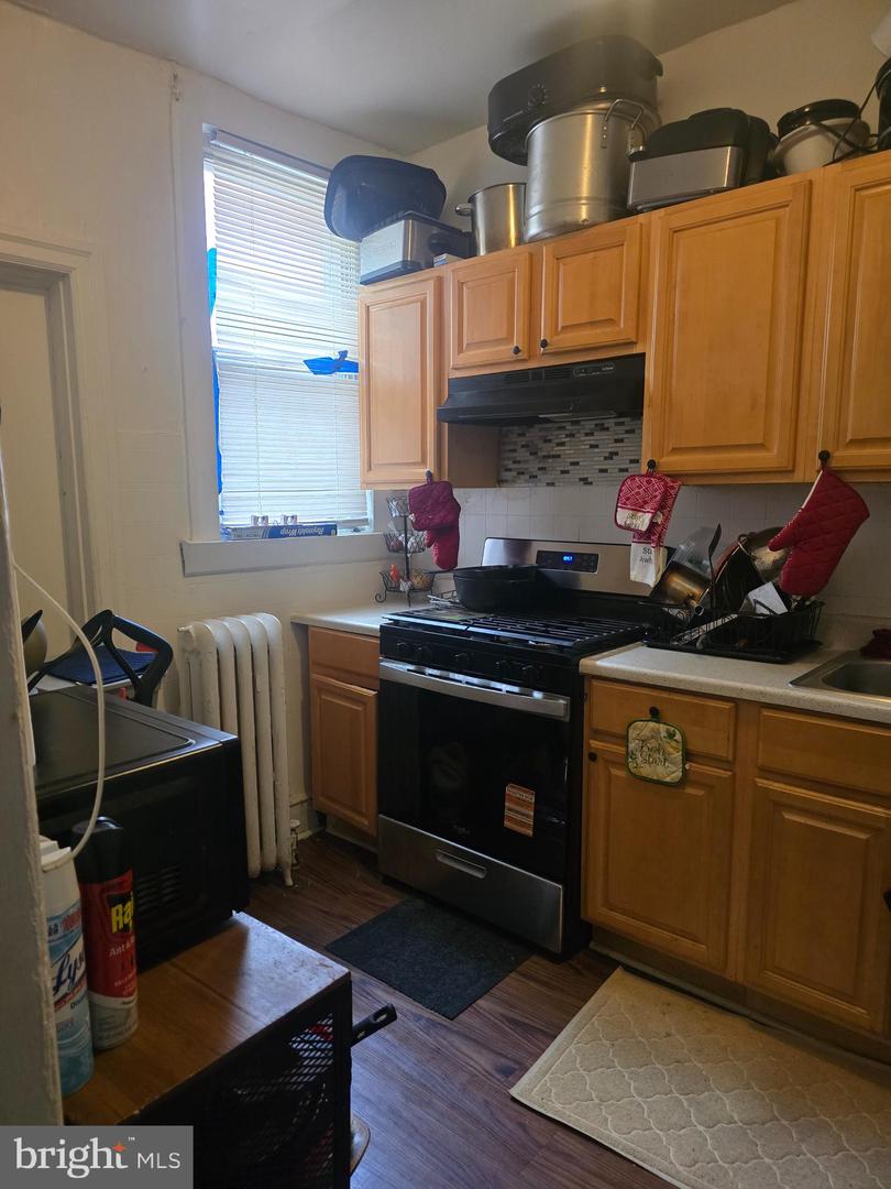 2028 S 68th St Property Photo 11