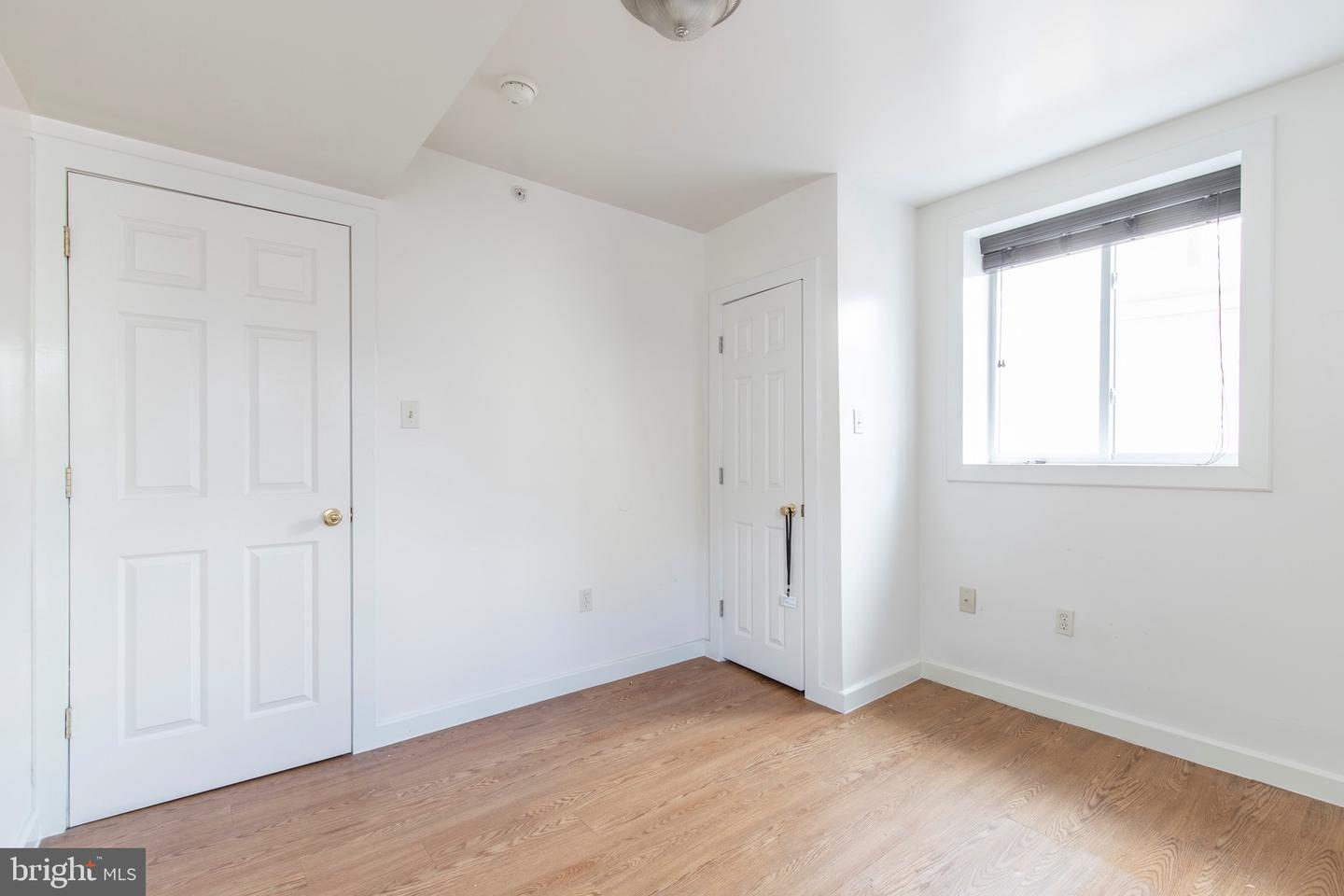 507-09 W Girard Ave #3r Property Photo 8