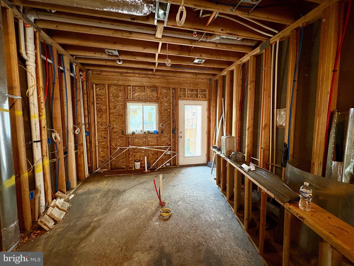 634 Watkins St Property Photo 3