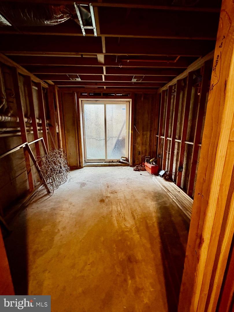 634 Watkins St Property Photo 21