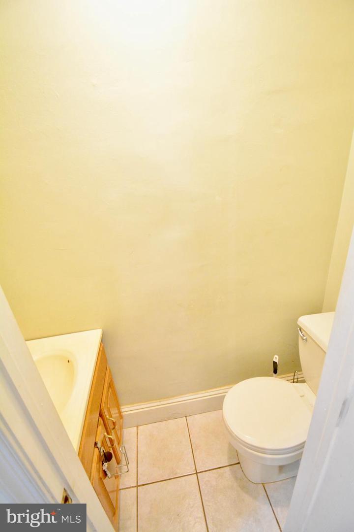 3690 Eveline St Property Photo 7