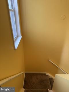 229 E Price St Property Photo 5