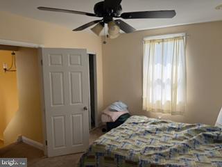 229 E Price St Property Photo 7