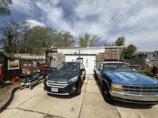 229 E Price St Property Photo 47