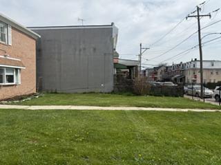 229 E Price St Property Photo 52