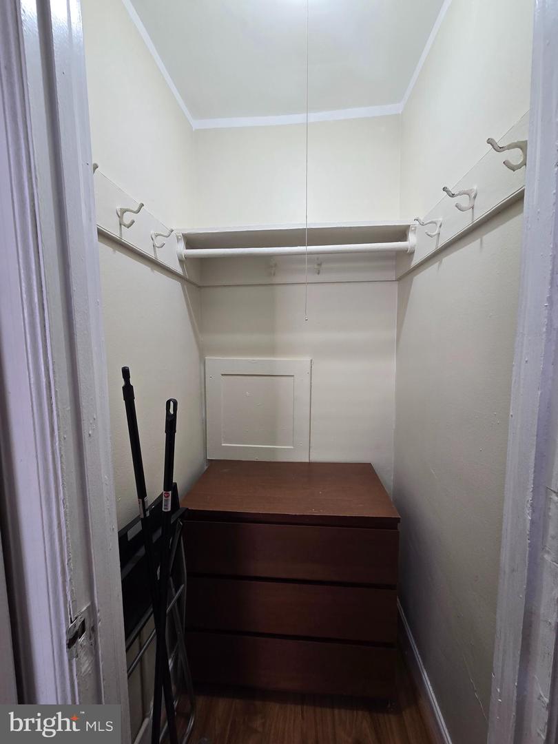1324 Locust St #1530 Property Photo 13