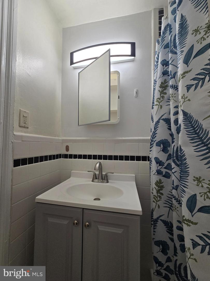 1324 Locust St #1530 Property Photo 17