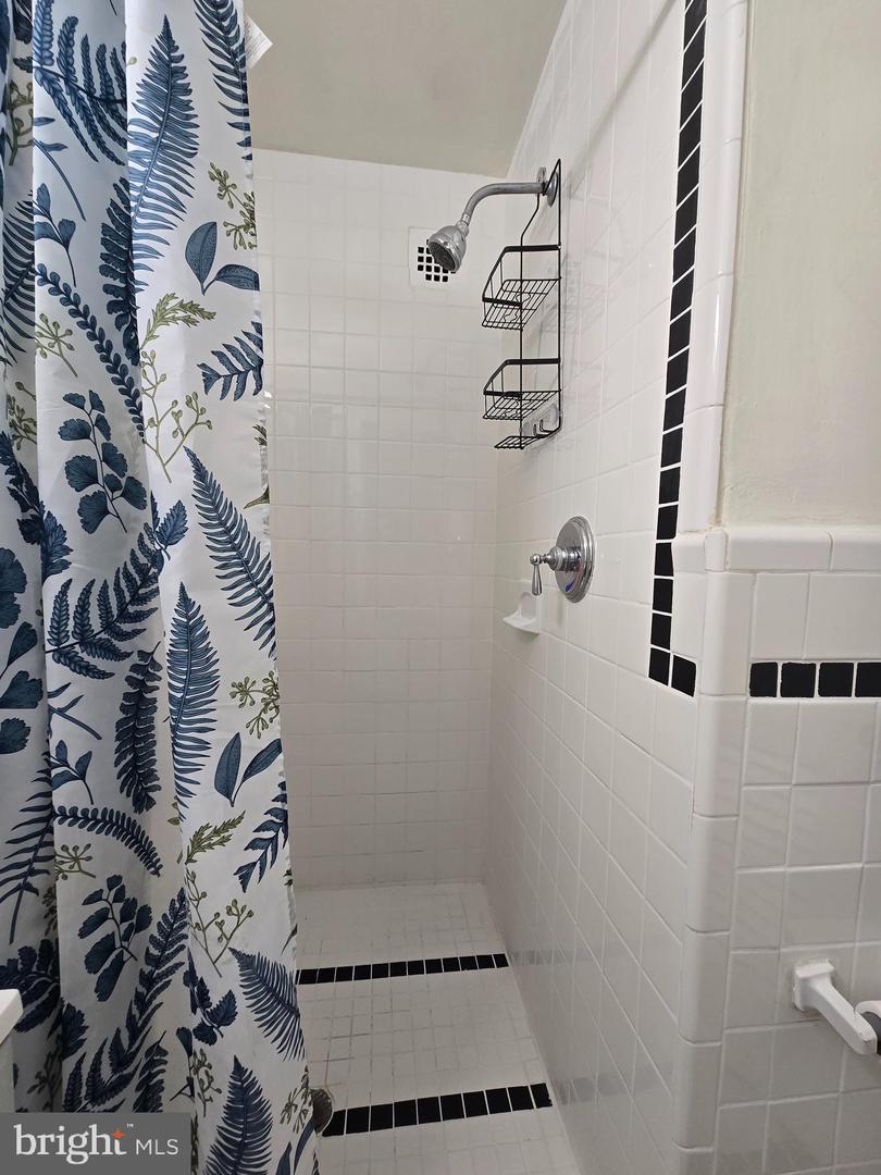 1324 Locust St #1530 Property Photo 18