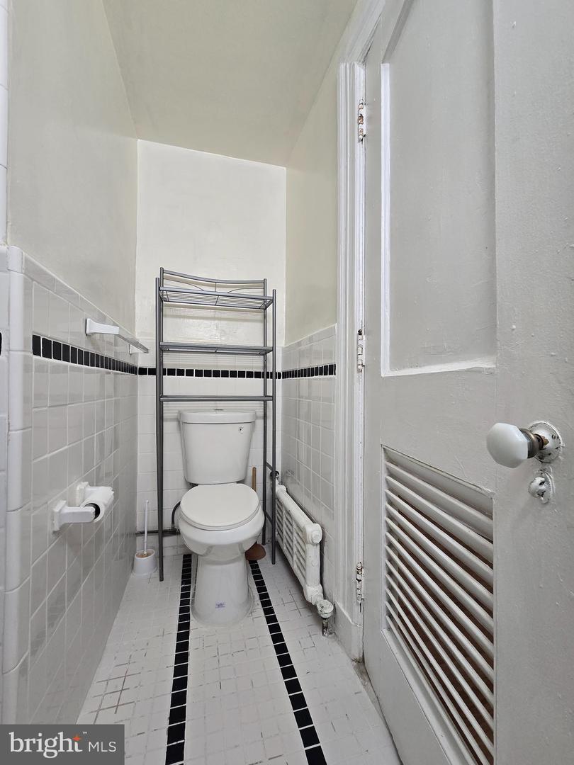 1324 Locust St #1530 Property Photo 19