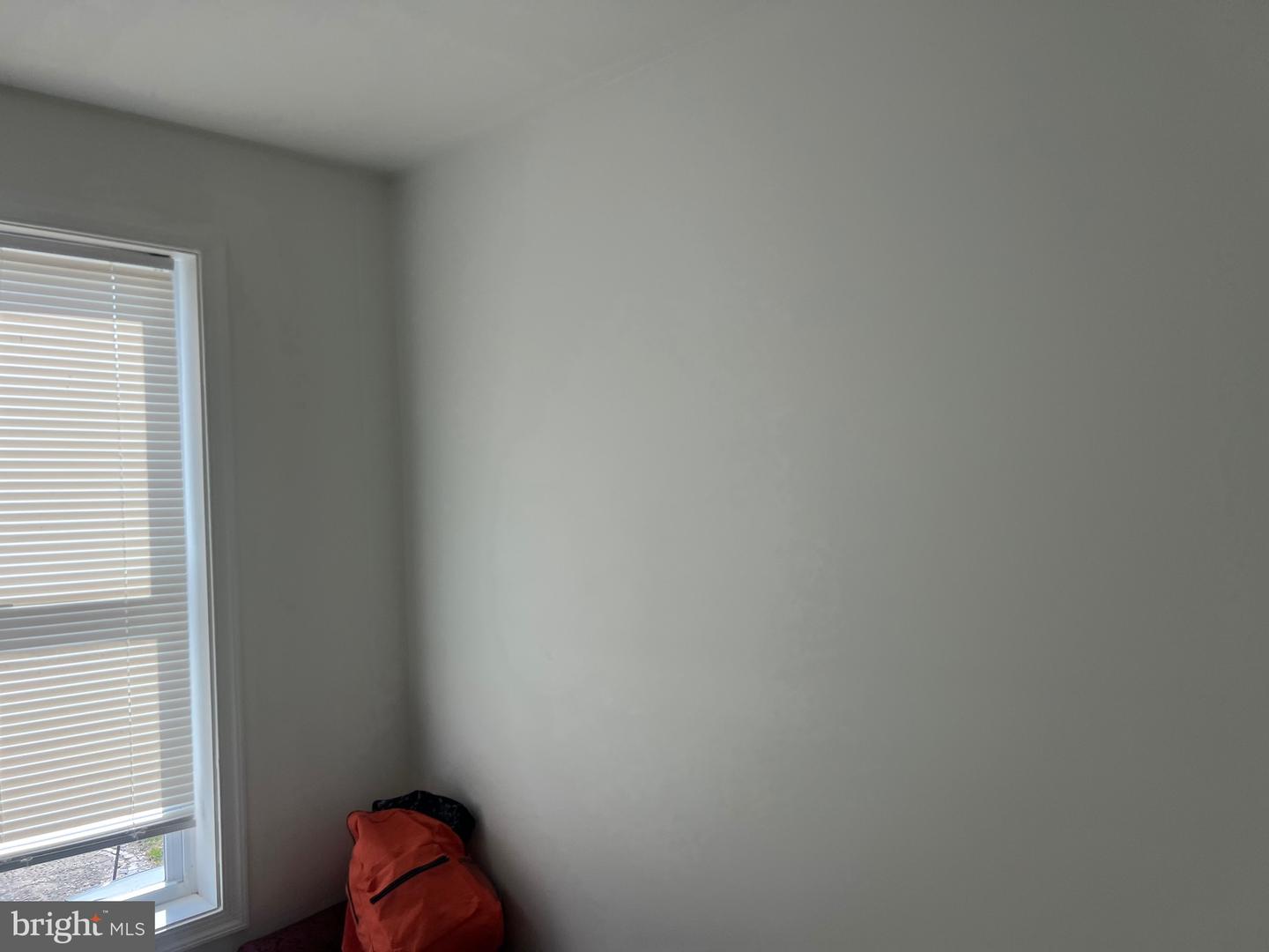 2536 N Warnock St Property Photo 9