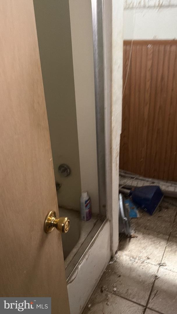 2018 W Ontario St Property Photo 20