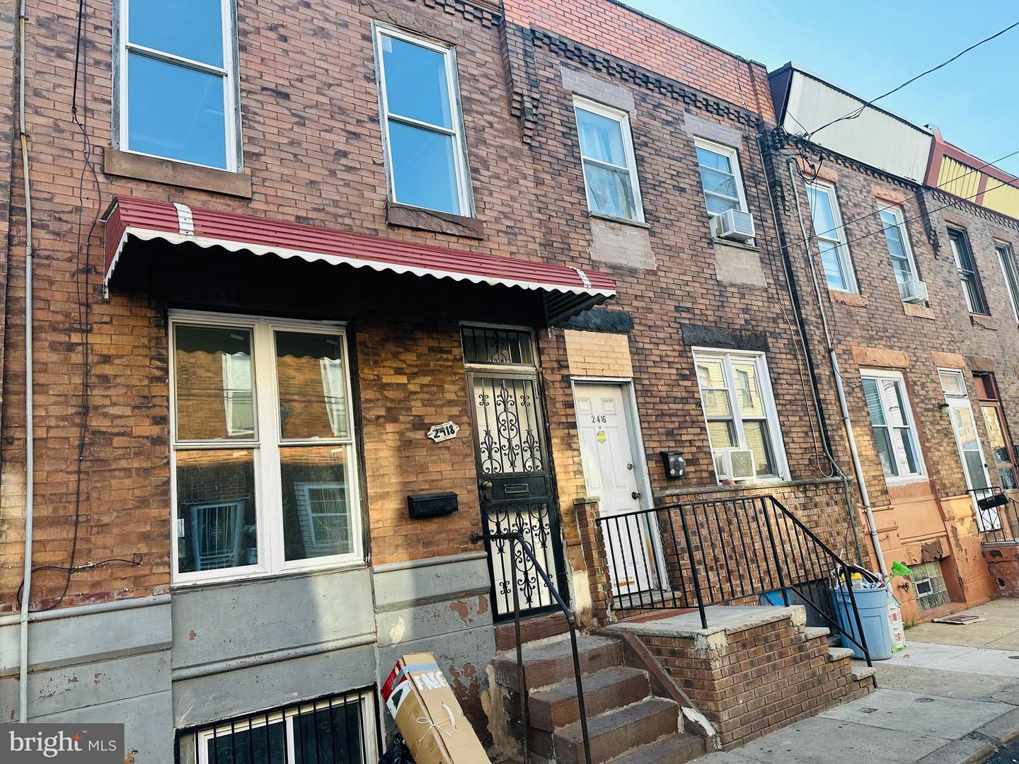 2418 S Franklin St Property Photo 2