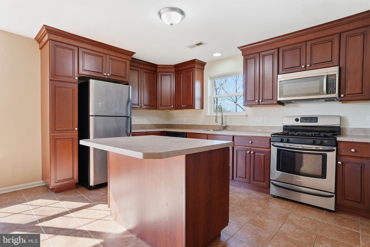 13675 Philmont Ave #40 Property Photo 5