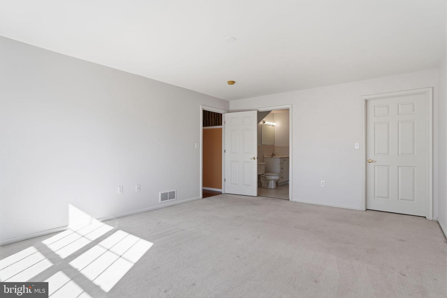 13675 Philmont Ave #40 Property Photo 23