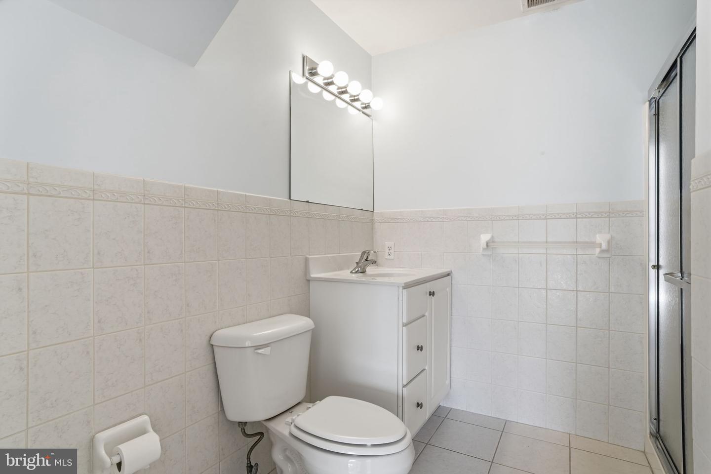 13675 Philmont Ave #40 Property Photo 24