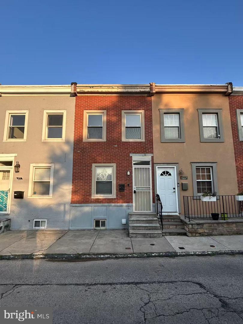 429 N UNION ST Property Photo 1