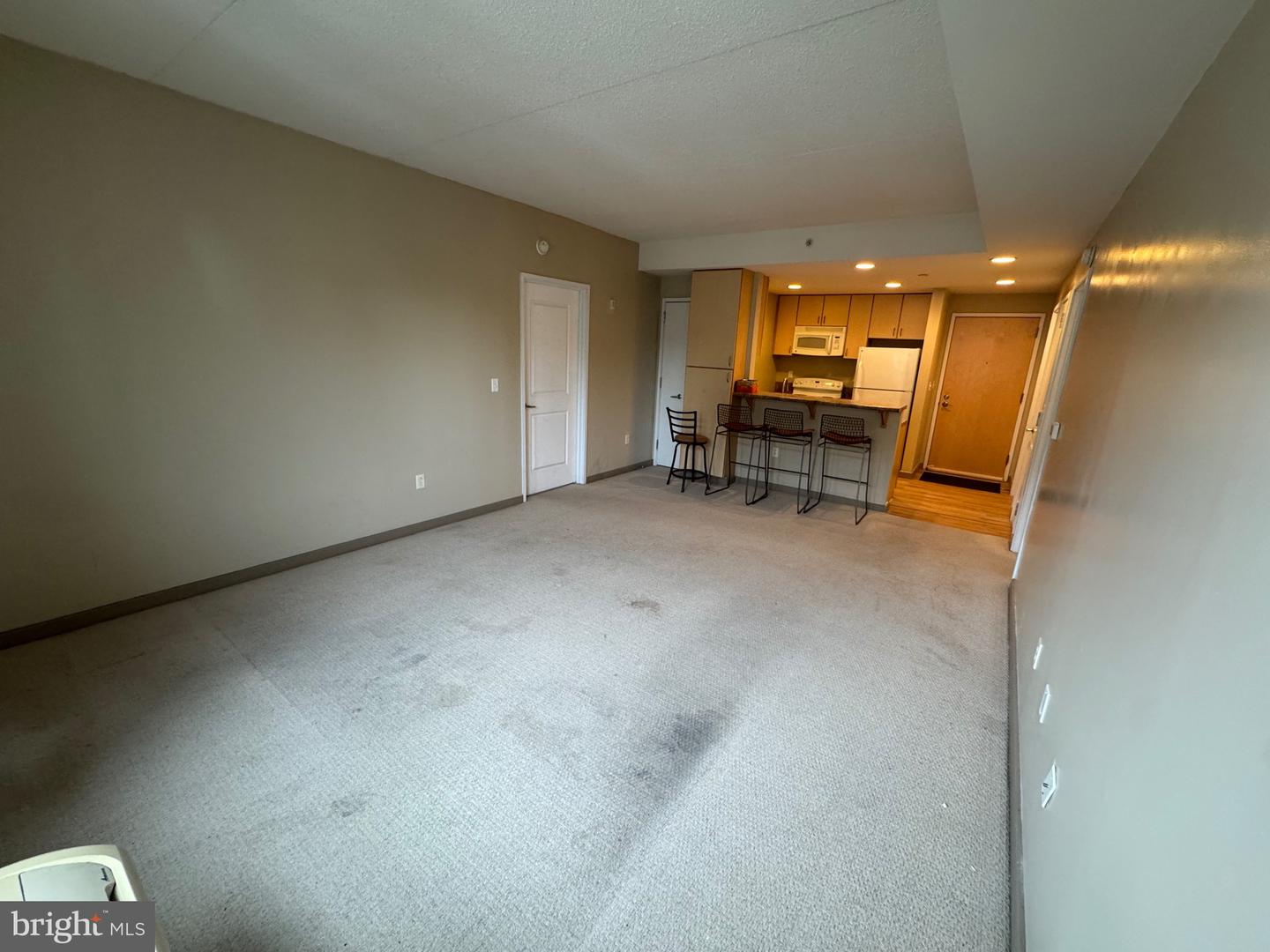 815 Arch St #208 Property Photo 15