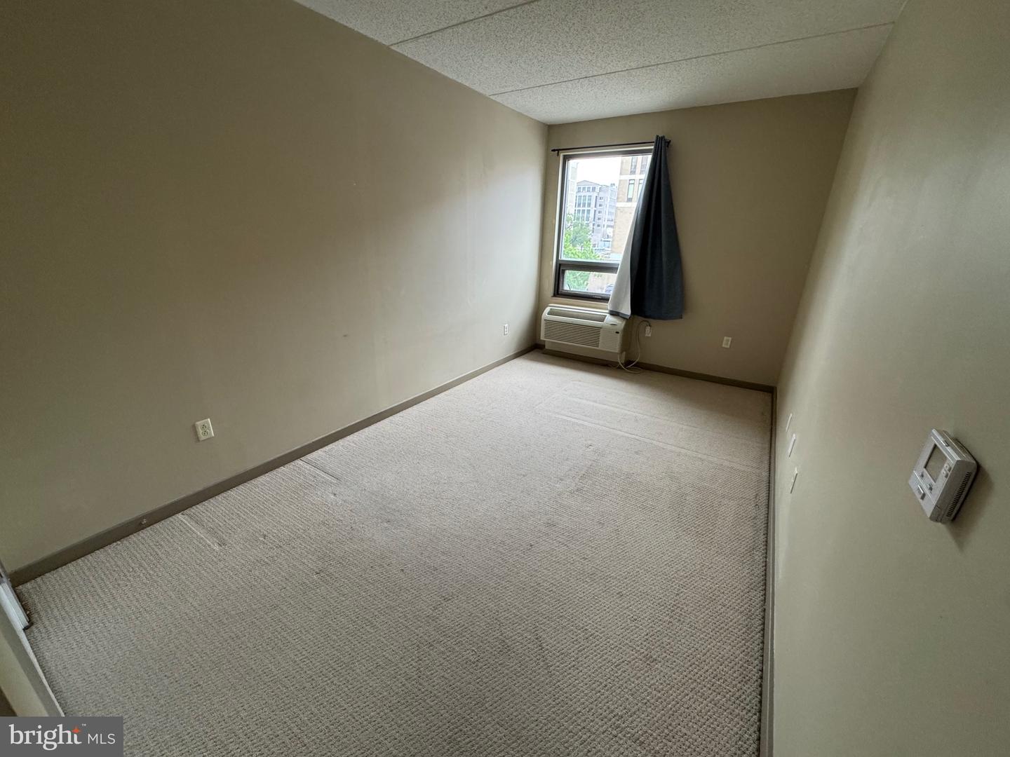 815 Arch St #208 Property Photo 26
