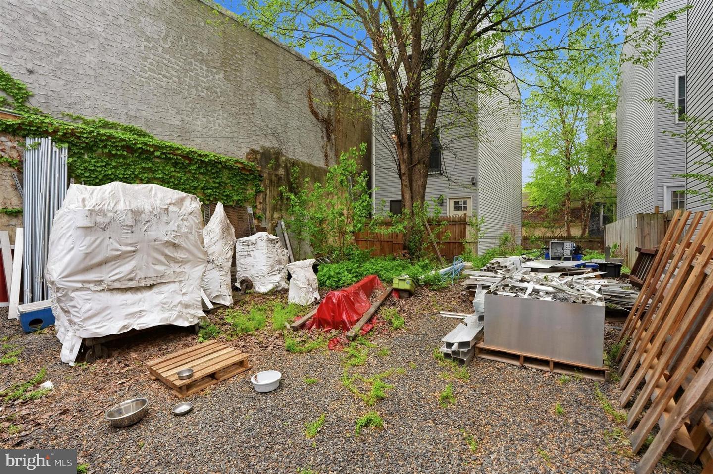 2124-32 E Arizona St Property Photo 17