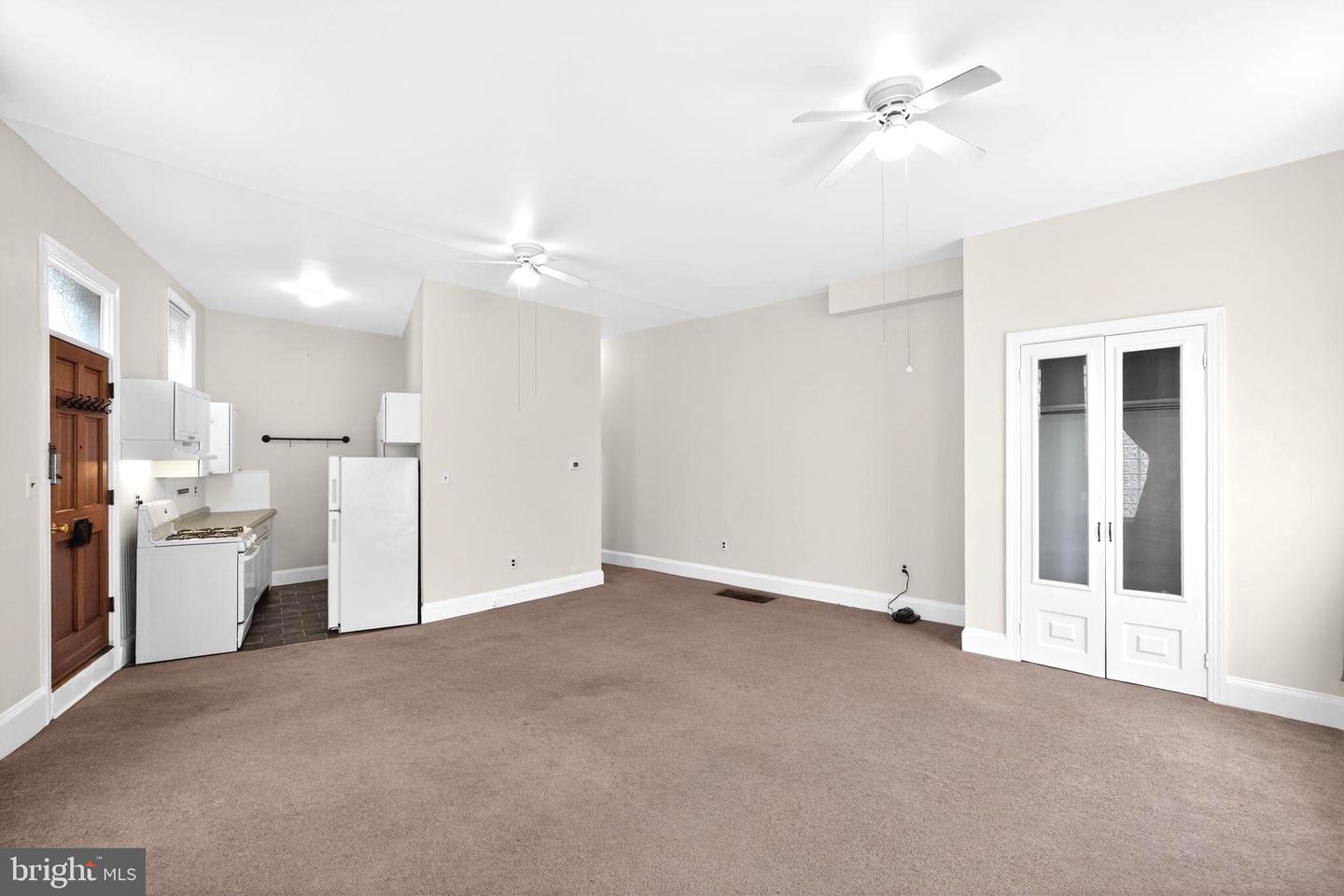 4417 Baker St Property Photo 3