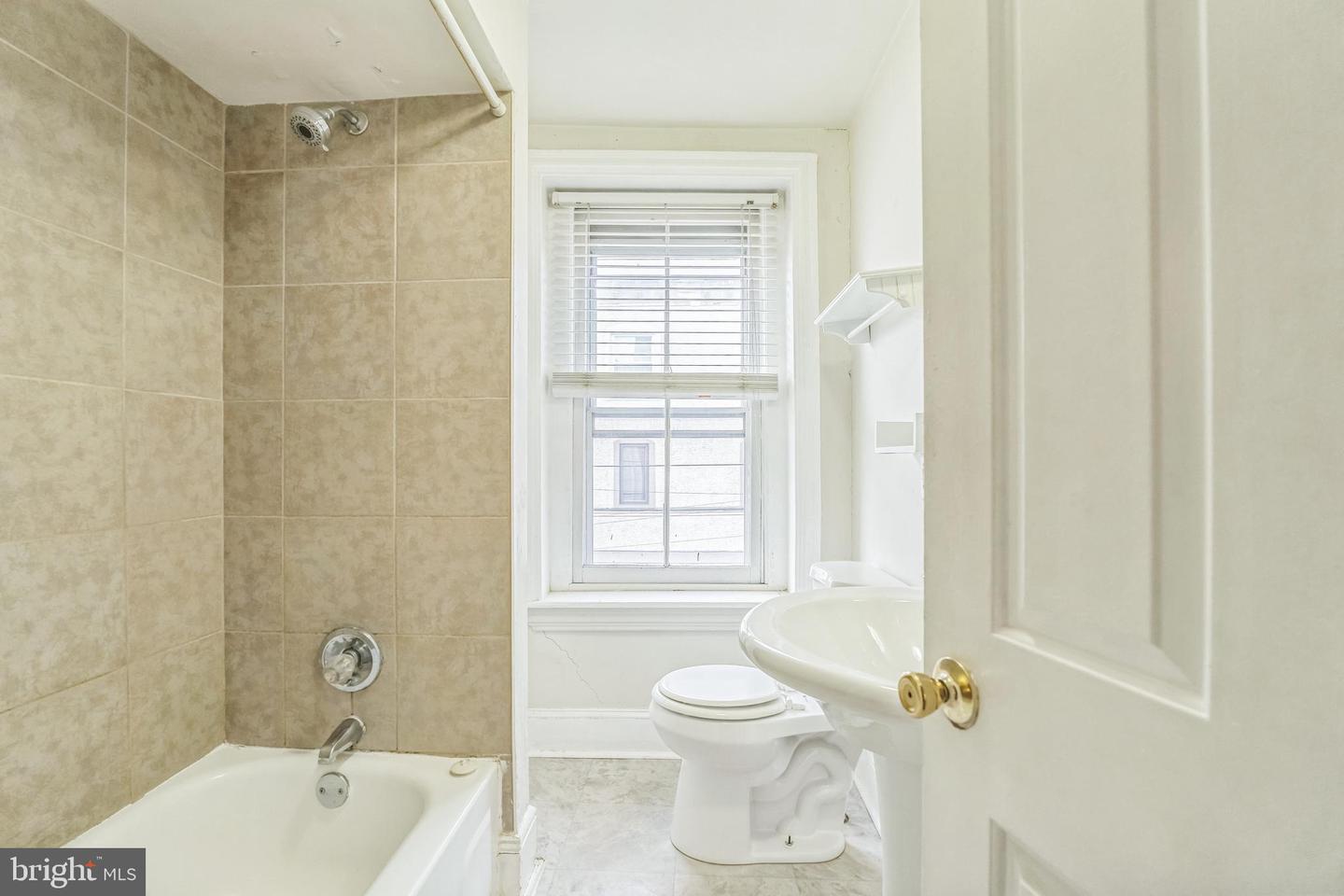 4417 Baker St Property Photo 21