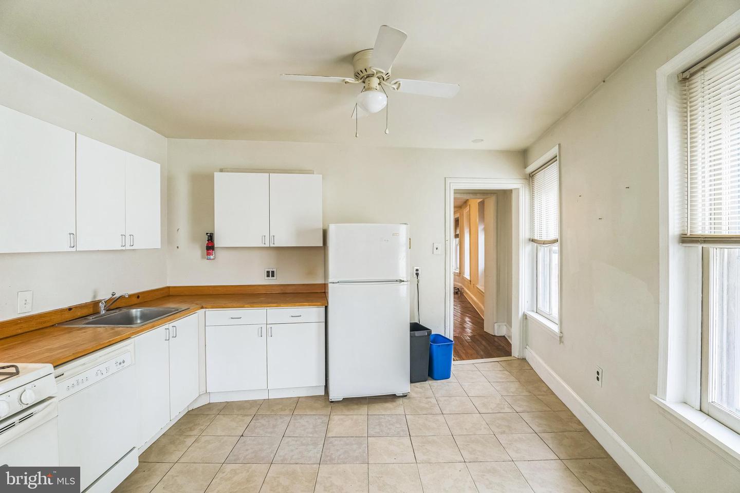 4417 Baker St Property Photo 24