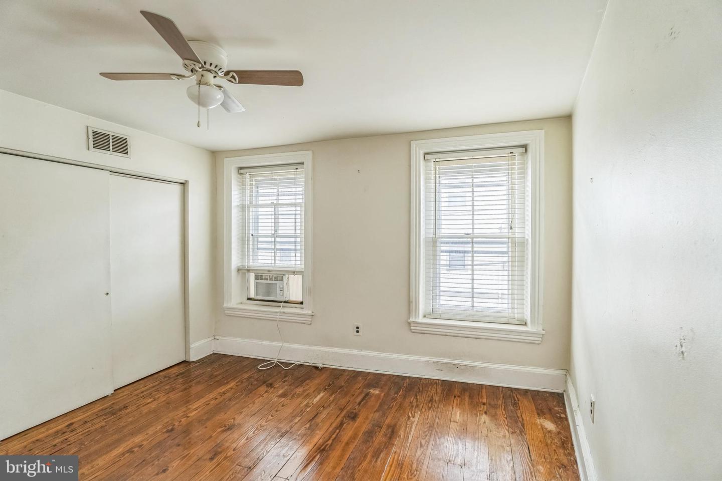 4417 Baker St Property Photo 27