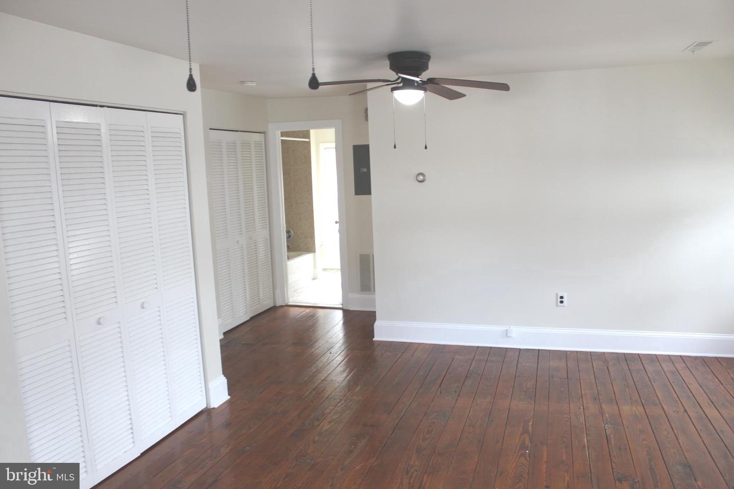 4417 Baker St Property Photo 35