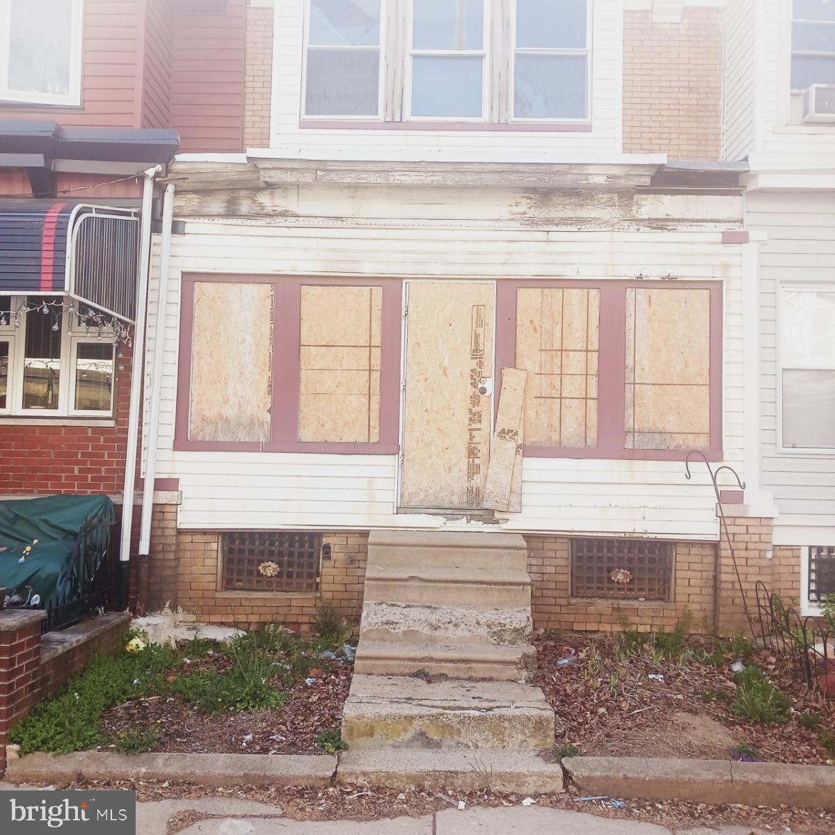 526 S YEWDALL ST Property Photo 1