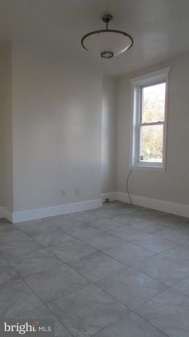 3440 W Allegheny Ave Property Photo 3