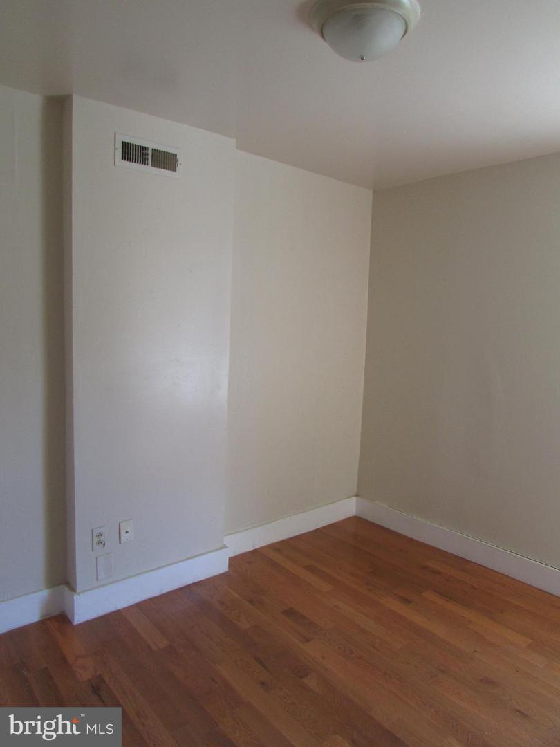 3440 W Allegheny Ave Property Photo 8
