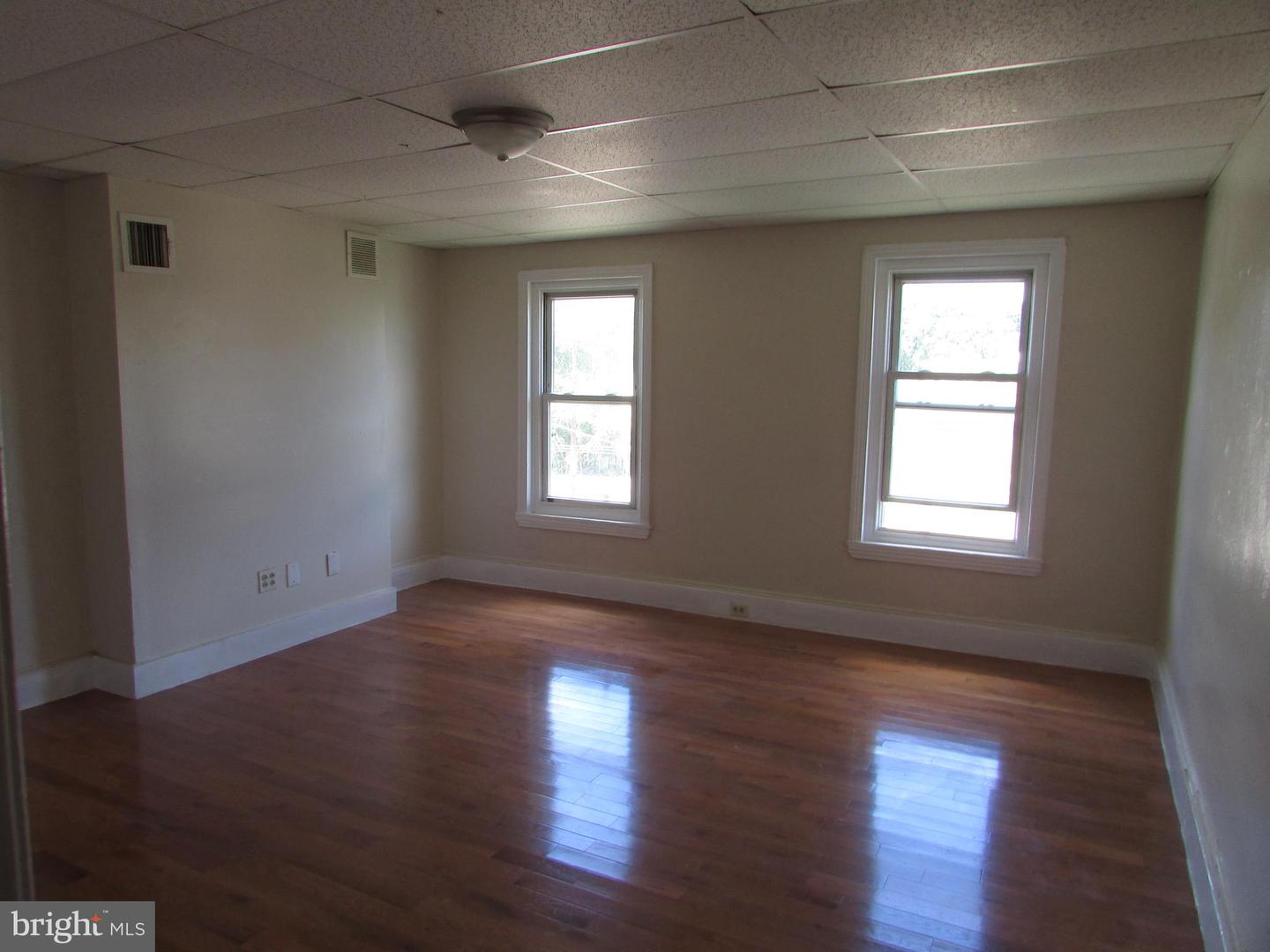 3440 W Allegheny Ave Property Photo 9