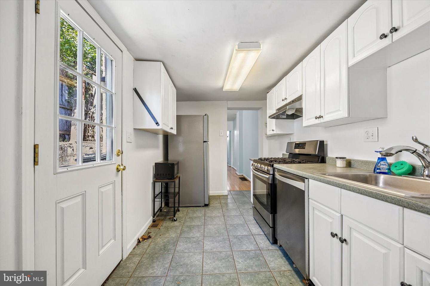 4334 Fleming St Property Photo 10
