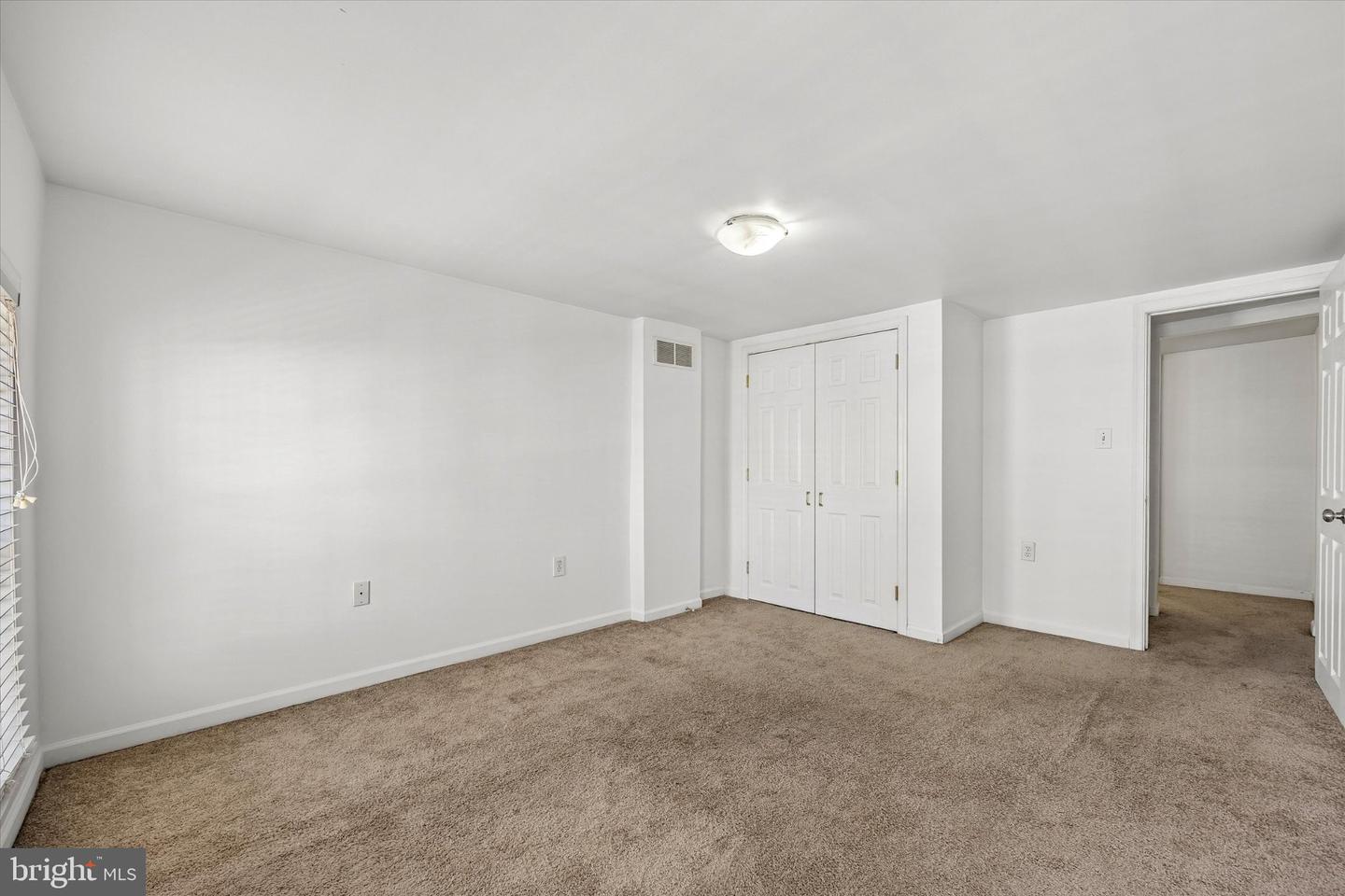 4334 Fleming St Property Photo 15