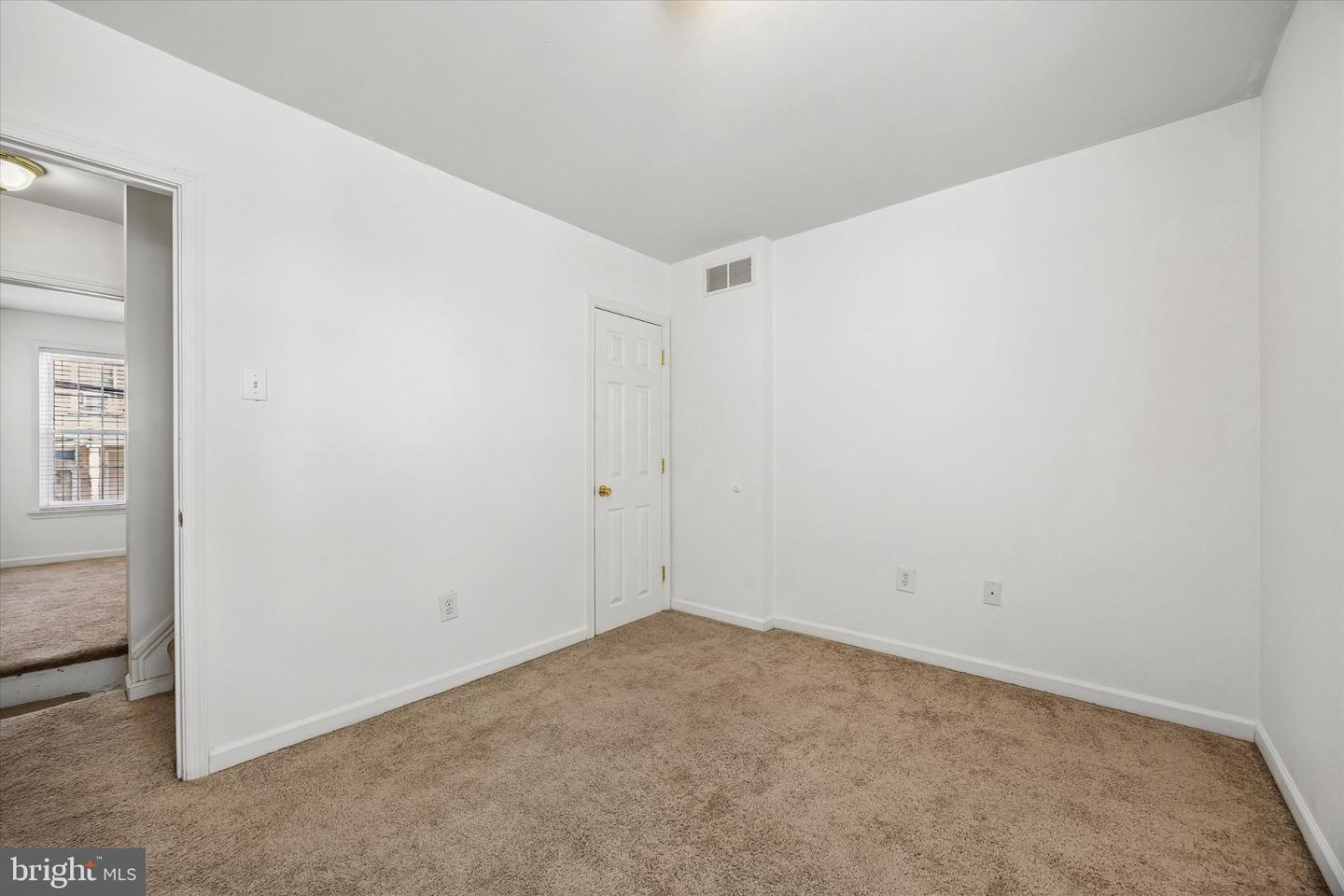 4334 Fleming St Property Photo 17