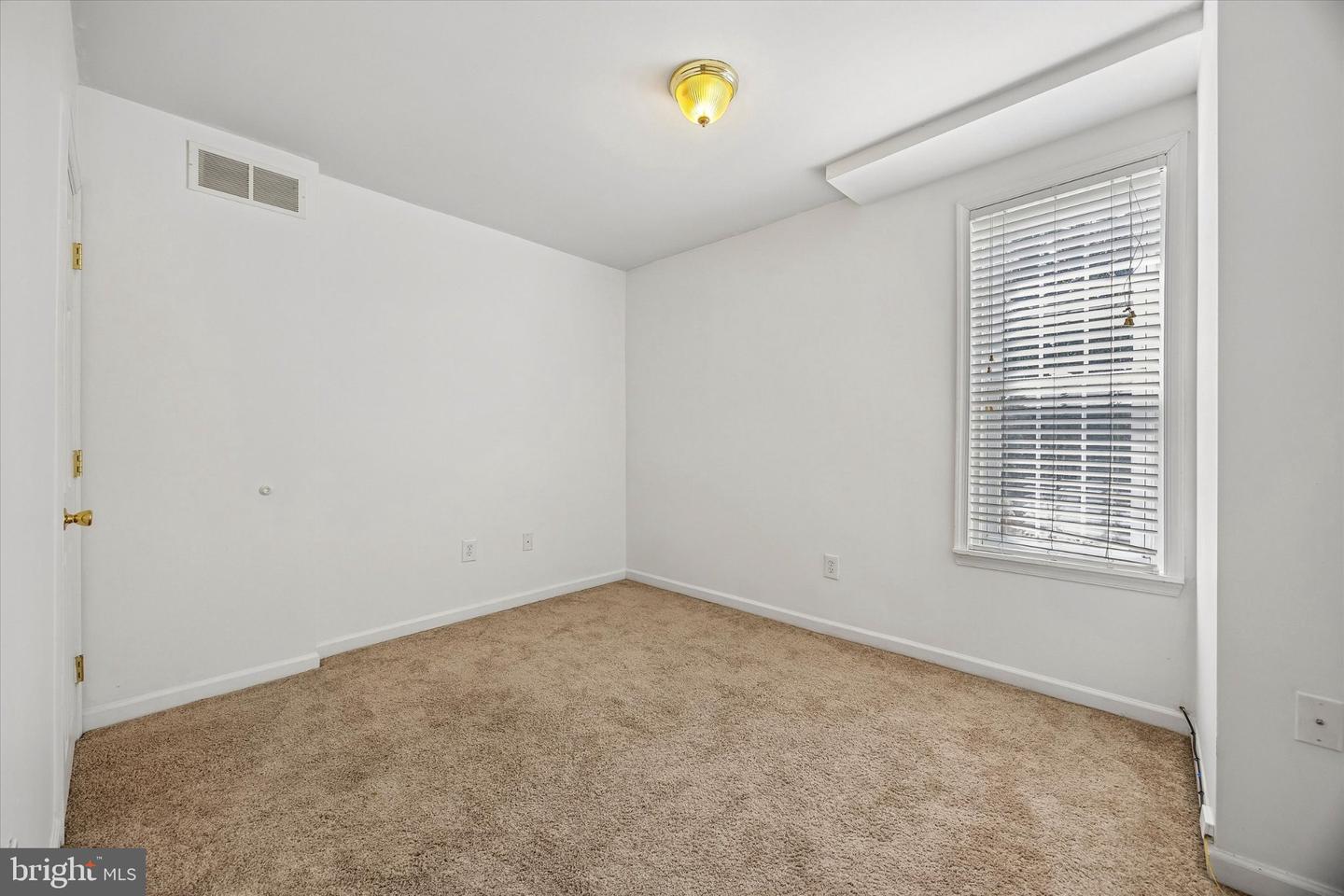4334 Fleming St Property Photo 18
