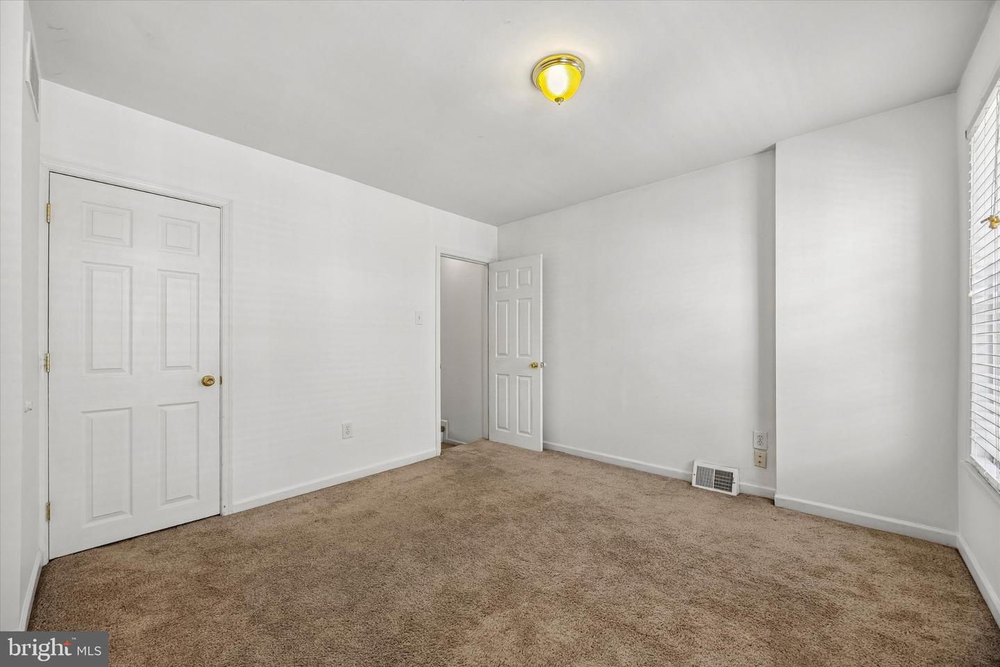 4334 Fleming St Property Photo 20