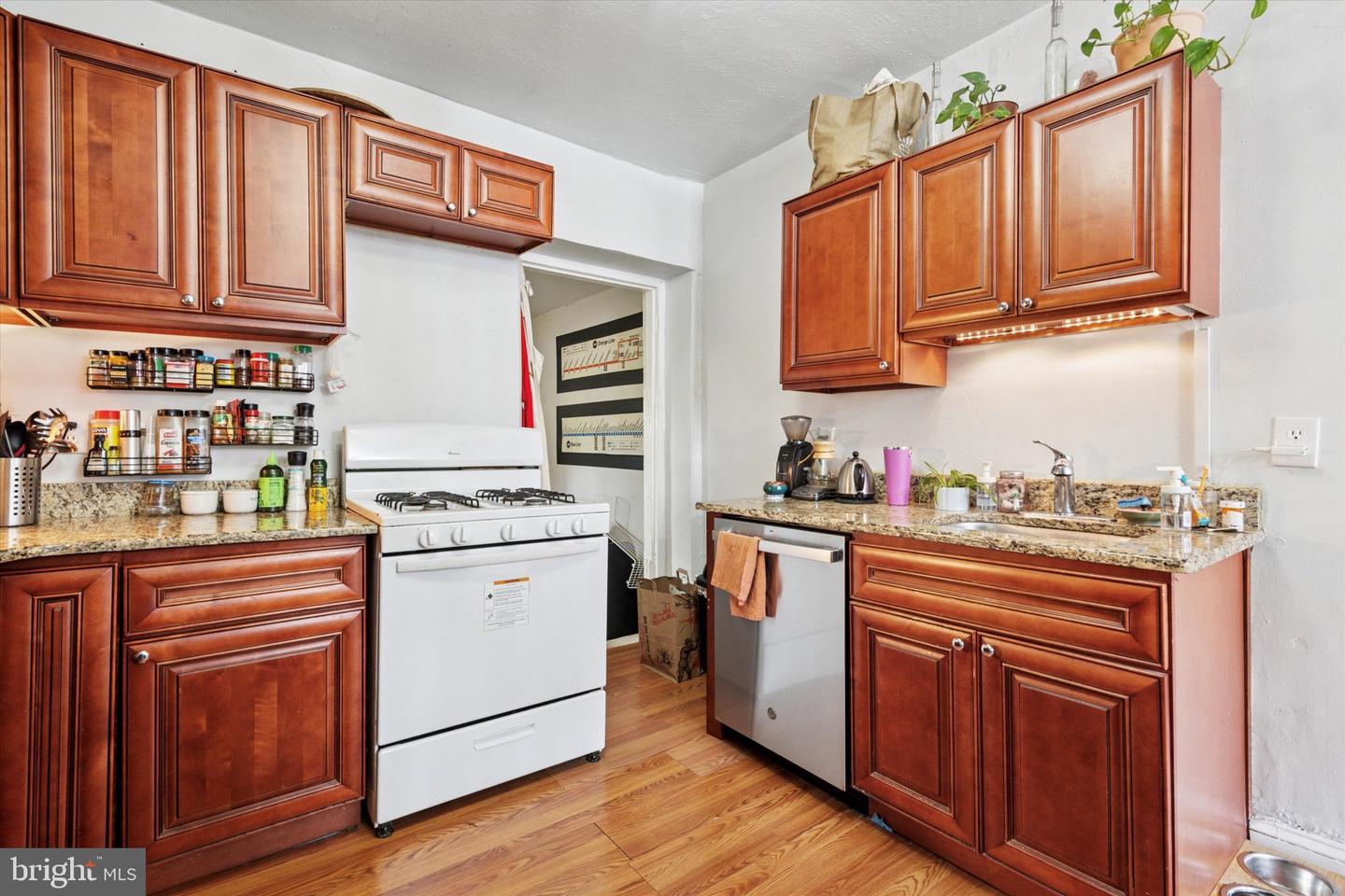 3915 Brandywine St Property Photo 5