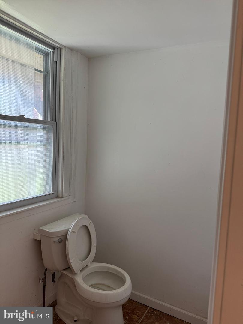301 W Olney Ave Property Photo 12