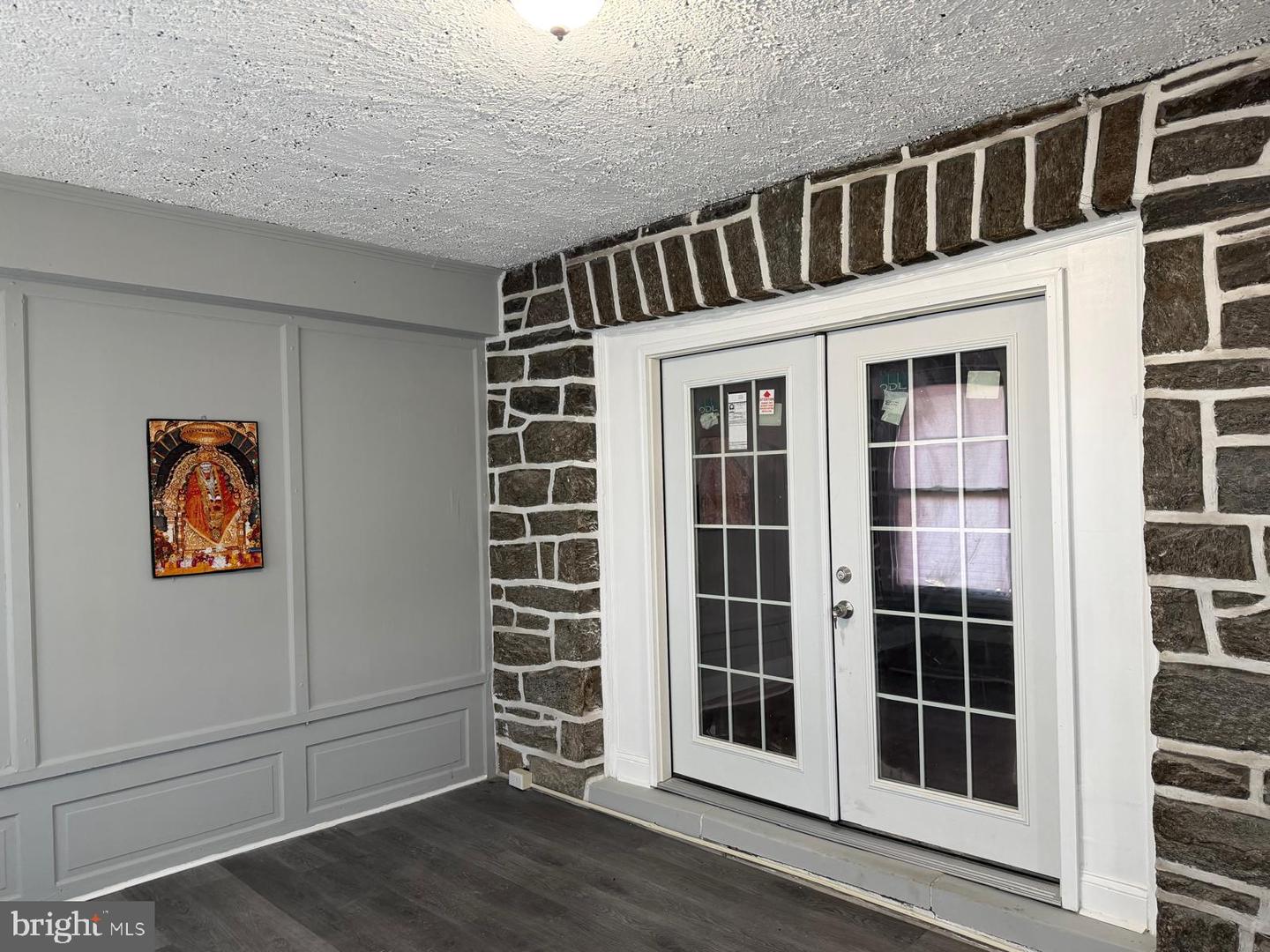 5413 Gainor Rd Property Photo 8