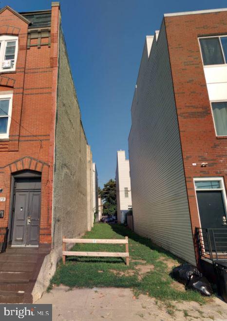 1727 N 21st St Property Photo 1